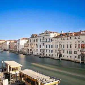 Mocenigo Grand Canal Luxury Apartment Venice