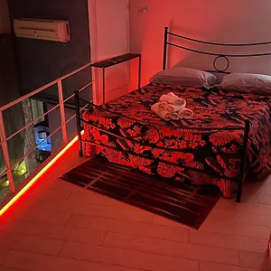 Small Mezzanine Colosseo Apartment Rome